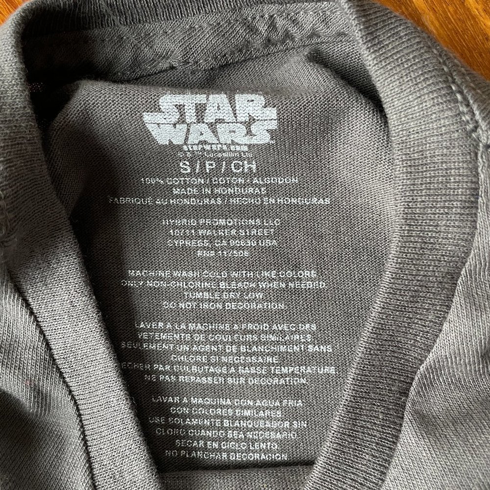 NEW Star Wars Millennium Falcon T-shirt Sz S - Picture 4 of 5